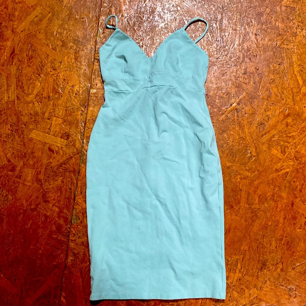 Lulu’s Don’t Tell’Em Light blue bodycon dress Medium NWT